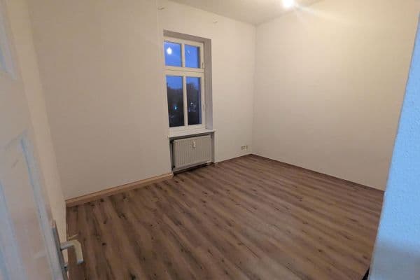 Pronájem bytu 20 m², Ursula-Goetze-Straße 25, Berlin, Berlín Pronájem bytu 20 m², Ursula-Goetze-Straße 25, Berlin, Berlín