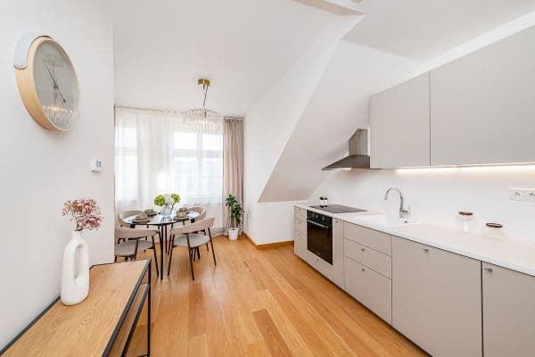 Prodej bytu 3+1 117 m², Chodská, Hlavní město Praha Prodej bytu 3+1 117 m², Chodská, Hlavní město Praha