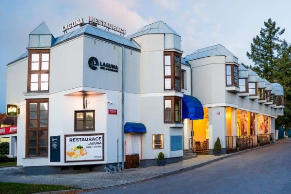 Pronájem nebytového prostoru 229 m², Střížovská, České Budějovice Pronájem nebytového prostoru 229 m², Střížovská, České Budějovice