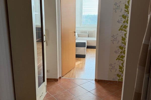 Prodej bytu 2+1 54 m², Krhanická, Hlavní město Praha Prodej bytu 2+1 54 m², Krhanická, Hlavní město Praha