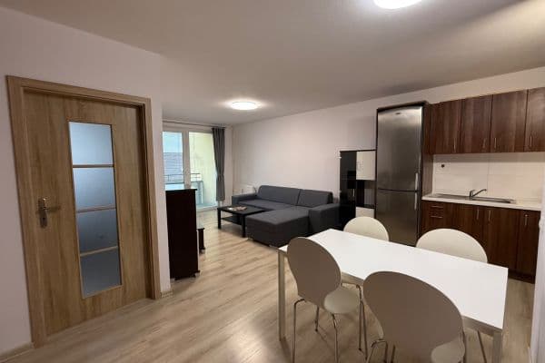 Pronájem bytu 2+1 50 m², Kazanská, Podunajské Biskupice Pronájem bytu 2+1 50 m², Kazanská, Podunajské Biskupice
