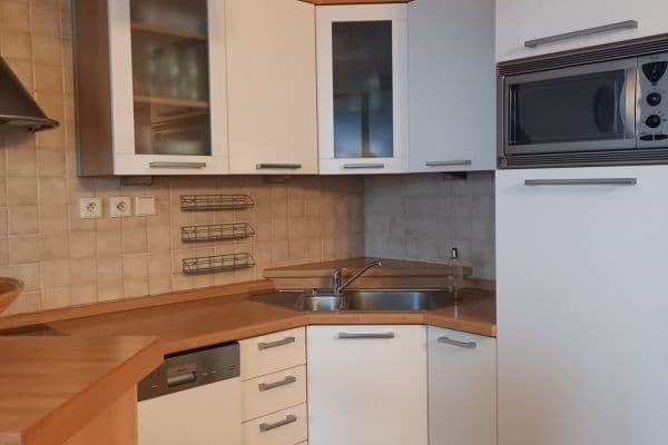Prodej bytu 2+kk 43 m², Nad Jezerkou, Hlavní město Praha Prodej bytu 2+kk 43 m², Nad Jezerkou, Hlavní město Praha