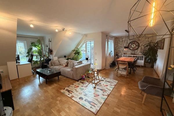 Pronájem bytu 3+1 109 m², Raibacher Tal 48, Groß-Umstadt Pronájem bytu 3+1 109 m², Raibacher Tal 48, Groß-Umstadt