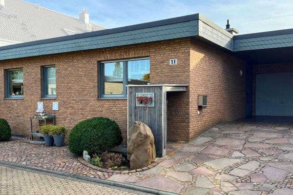 Prodej domu 326 m², pozemek 473 m², Erftstadt Prodej domu 326 m², pozemek 473 m², Erftstadt