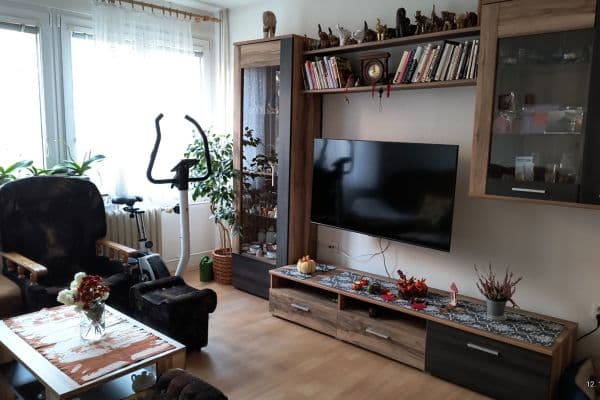 Prodej bytu 4+1 75 m², Mladých, Pardubice Prodej bytu 4+1 75 m², Mladých, Pardubice