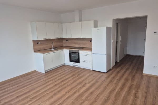 Pronájem bytu 1+kk 32 m², Hradišťská, Staré Město Pronájem bytu 1+kk 32 m², Hradišťská, Staré Město