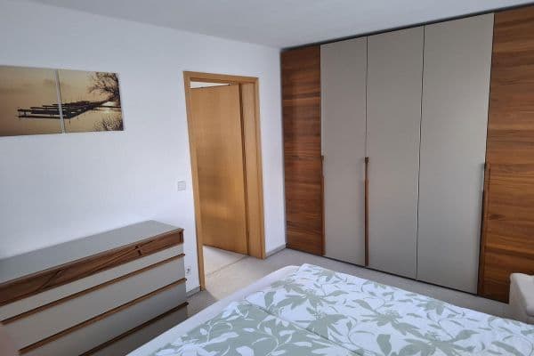 Pronájem bytu 3+1 62 m², Stuttgart Pronájem bytu 3+1 62 m², Stuttgart