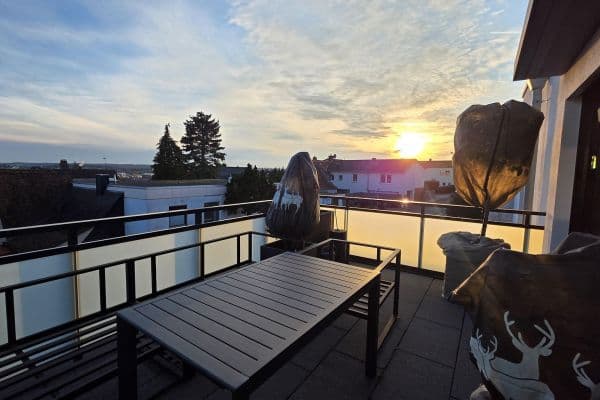 Prodej bytu 3+1 91 m², Zirndorf Prodej bytu 3+1 91 m², Zirndorf