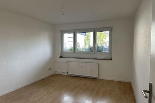 Pronájem bytu 2+1 48 m², Albertstr. 109, Düsseldorf Pronájem bytu 2+1 48 m², Albertstr. 109, Düsseldorf