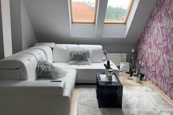 Prodej bytu 4+kk 115 m², Plzeňská, Králův Dvůr Prodej bytu 4+kk 115 m², Plzeňská, Králův Dvůr