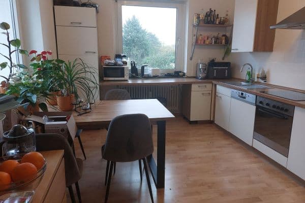 Pronájem bytu 3+1 75 m², Köln Pronájem bytu 3+1 75 m², Köln