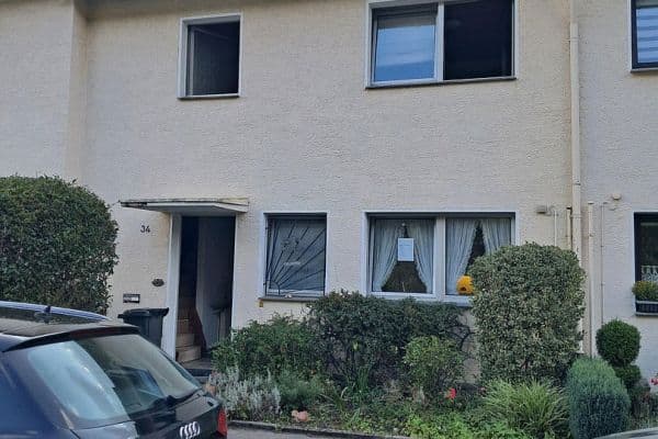 Prodej domu 96 m², pozemek 202 m², Wuppertal, Severní Porýní-Vestfálsko Prodej domu 96 m², pozemek 202 m², Wuppertal, Severní Porýní-Vestfálsko