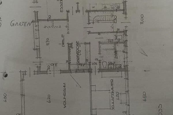 Pronájem bytu 3+1 175 m², Remscheid Pronájem bytu 3+1 175 m², Remscheid