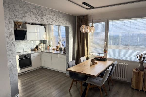 Pronájem bytu 4+kk 78 m², Popelákova, Brno Pronájem bytu 4+kk 78 m², Popelákova, Brno