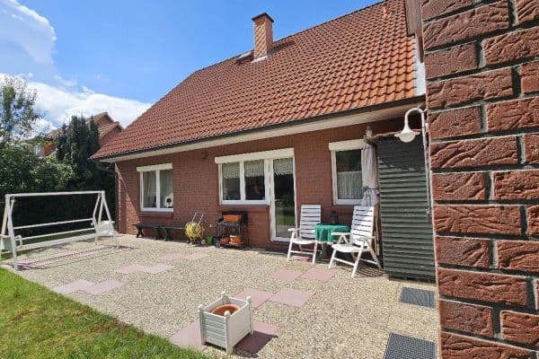 Prodej domu 135 m², pozemek 563 m², Hamburg Prodej domu 135 m², pozemek 563 m², Hamburg