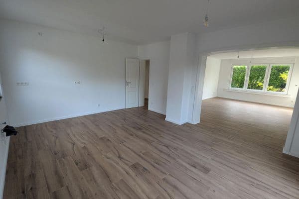 Pronájem bytu 5+1 156 m², Mülheim Pronájem bytu 5+1 156 m², Mülheim