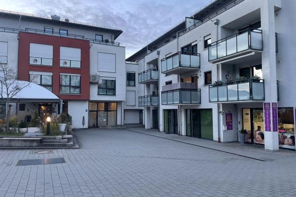 Prodej bytu 2+1 55 m², Höhenkirchen-Siegertsbrunn, Bavorsko Prodej bytu 2+1 55 m², Höhenkirchen-Siegertsbrunn, Bavorsko