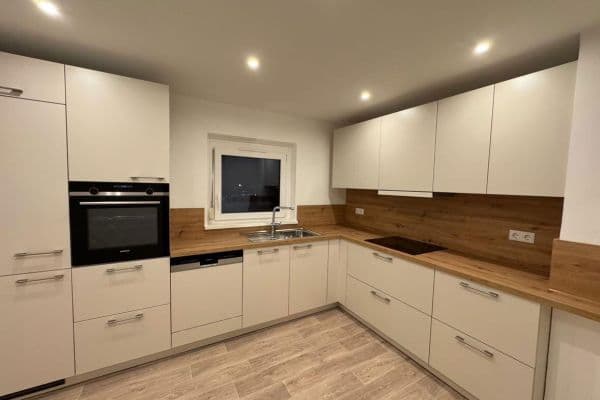 Pronájem bytu 3+1 73 m², Ansbacher Str. 26C, Gunzenhausen Pronájem bytu 3+1 73 m², Ansbacher Str. 26C, Gunzenhausen