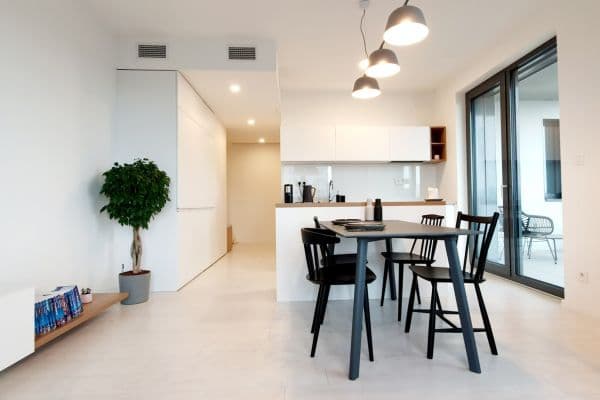 Pronájem bytu 3+1 70 m², Zadunajská cesta, Bratislava Pronájem bytu 3+1 70 m², Zadunajská cesta, Bratislava