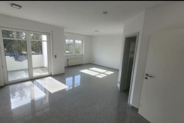 Pronájem bytu 2+1 65 m², Maintal Pronájem bytu 2+1 65 m², Maintal