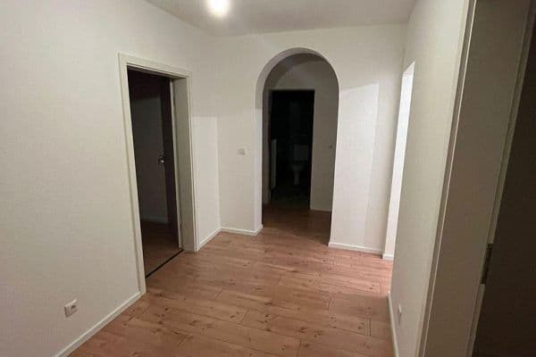 Prodej bytu 3+1 92 m², Niederwerrn Prodej bytu 3+1 92 m², Niederwerrn