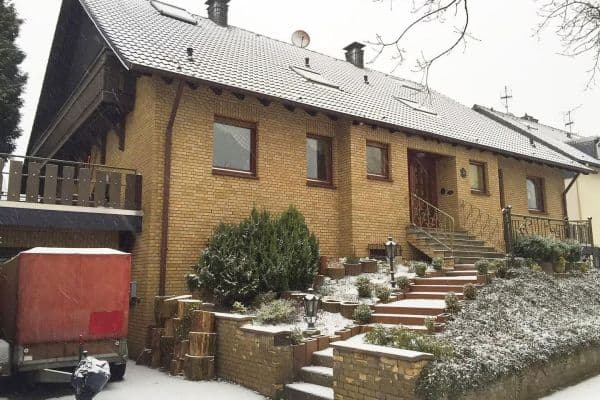 Prodej domu 165 m², pozemek 448 m², Schieferbank 34, Gevelsberg Prodej domu 165 m², pozemek 448 m², Schieferbank 34, Gevelsberg