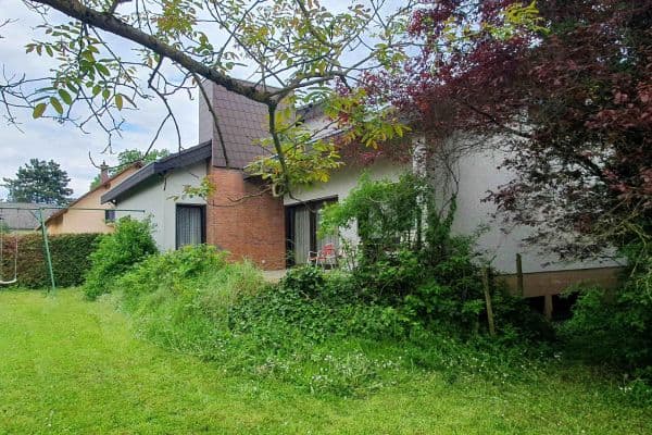 Prodej domu 199 m², pozemek 984 m², Langenlonsheim Prodej domu 199 m², pozemek 984 m², Langenlonsheim