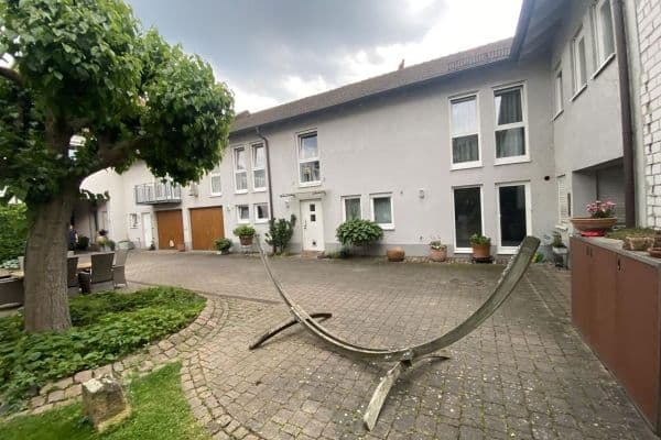 Pronájem bytu 3+1 150 m², Ludwigshafen am Rhein Pronájem bytu 3+1 150 m², Ludwigshafen am Rhein