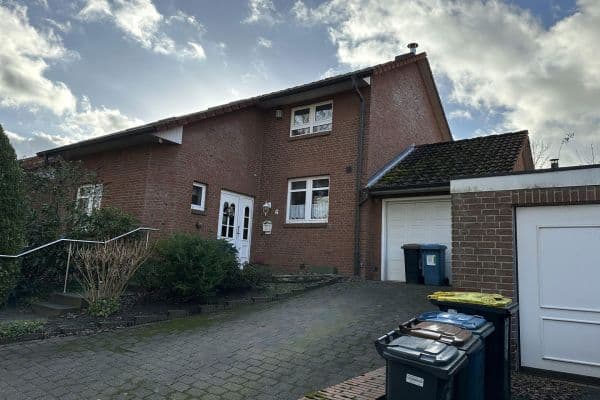 Prodej domu 115 m², pozemek 406 m², Beim Katerstieg 6, Trittau Prodej domu 115 m², pozemek 406 m², Beim Katerstieg 6, Trittau