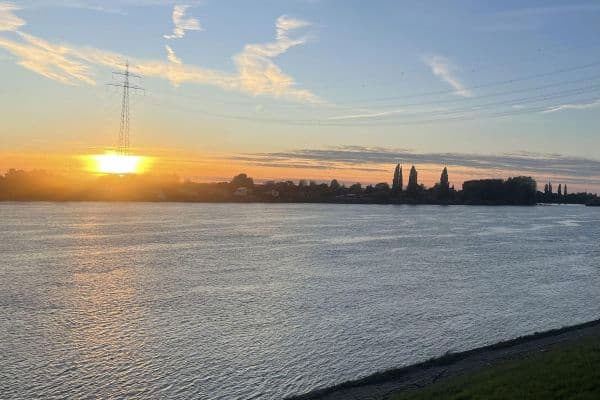 Prodej domu 220 m², pozemek 805 m², Hamburg Prodej domu 220 m², pozemek 805 m², Hamburg