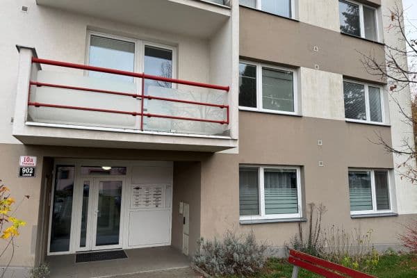 Pronájem bytu 3+1 76 m², Třískalova, Brno Pronájem bytu 3+1 76 m², Třískalova, Brno