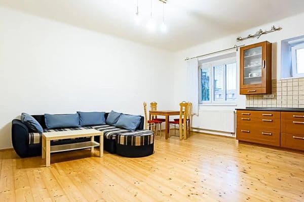 Pronájem bytu 2+kk 59 m², U Družstva Život, Praha Pronájem bytu 2+kk 59 m², U Družstva Život, Praha