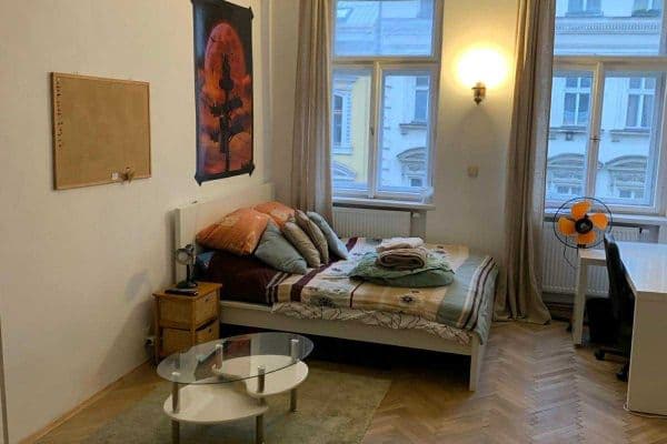 Pronájem bytu 3+kk 30 m², Rumunská, Hlavní město Praha Pronájem bytu 3+kk 30 m², Rumunská, Hlavní město Praha