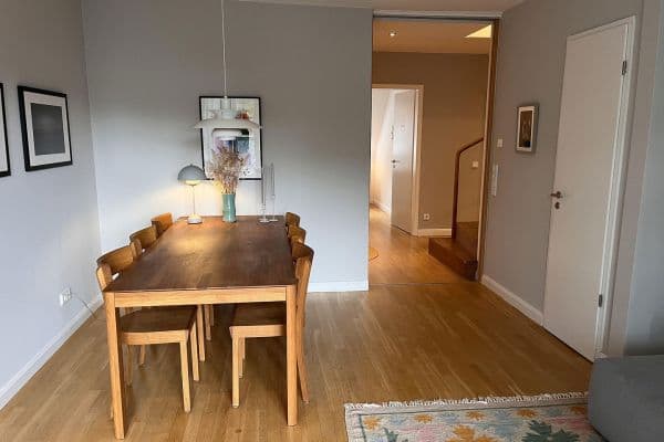 Prodej bytu 4+1 112 m², Hamburg, Hamburg Prodej bytu 4+1 112 m², Hamburg, Hamburg