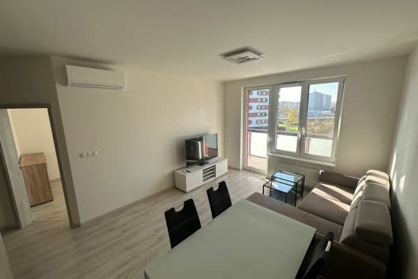 Pronájem bytu 2+1 53 m², Bosákova, Petržalka Pronájem bytu 2+1 53 m², Bosákova, Petržalka
