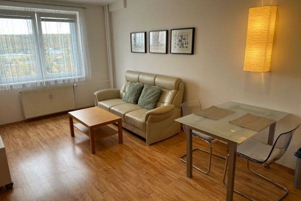 Pronájem bytu 2+kk 42 m², Štúrova, Praha Pronájem bytu 2+kk 42 m², Štúrova, Praha