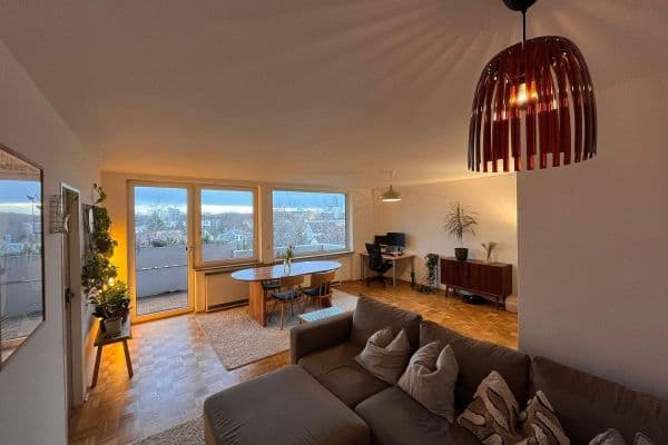 Pronájem bytu 3+1 95 m², Berg-am-Laim-Str. 60a, München, Bavorsko Pronájem bytu 3+1 95 m², Berg-am-Laim-Str. 60a, München, Bavorsko