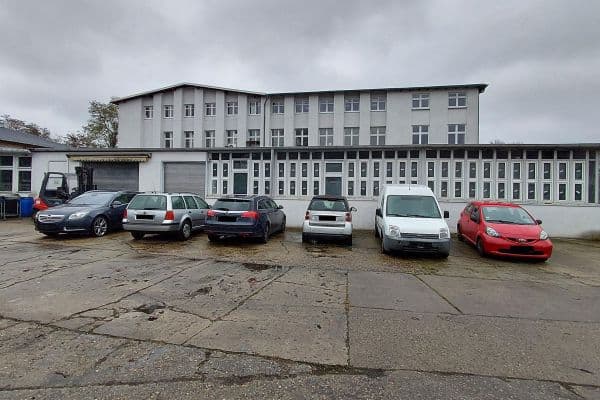 Pronájem nebytového prostoru 507 m², Niemetzstr. 47-49, Berlin, Berlín Pronájem nebytového prostoru 507 m², Niemetzstr. 47-49, Berlin, Berlín