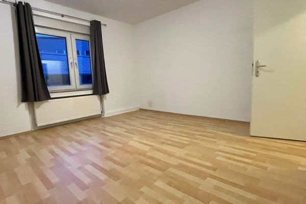 Pronájem bytu 2+1 59 m², Malteserstr. 33, Solingen Pronájem bytu 2+1 59 m², Malteserstr. 33, Solingen