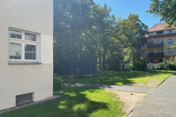 Prodej bytu 4+1 90 m², Adolph-Menzel-Strasse 11, Leipzig Prodej bytu 4+1 90 m², Adolph-Menzel-Strasse 11, Leipzig