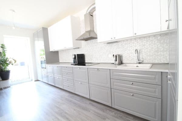 Pronájem bytu 3+kk 80 m², Rakouská, Pronájem bytu 3+kk 80 m², Rakouská,