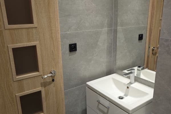 Pronájem bytu 2+1 58 m², Krajní, Plzeň Pronájem bytu 2+1 58 m², Krajní, Plzeň