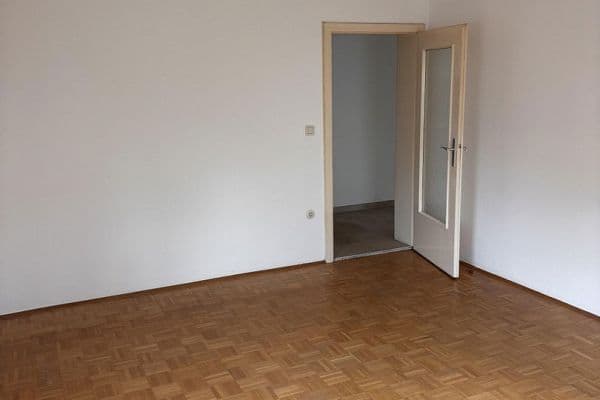Pronájem bytu 2+kk 65 m², Bleibtreustraße 25, München, Bavorsko Pronájem bytu 2+kk 65 m², Bleibtreustraße 25, München, Bavorsko