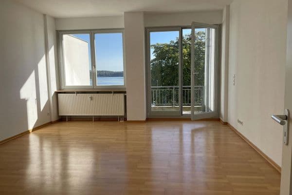 Pronájem bytu 2+1 67 m², Tschudistraße, Potsdam Pronájem bytu 2+1 67 m², Tschudistraße, Potsdam