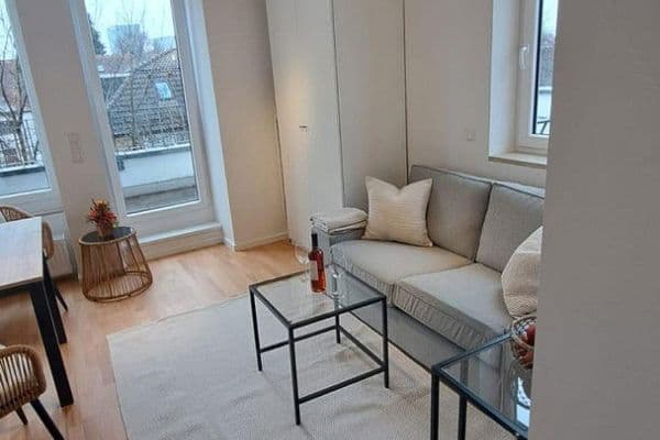 Pronájem bytu 1+kk 32 m², Revalerstr. 0, München, Bavorsko Pronájem bytu 1+kk 32 m², Revalerstr. 0, München, Bavorsko