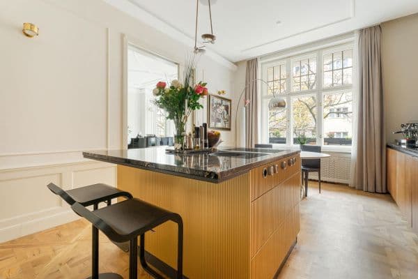 Prodej bytu 5+1 160 m², Berlin, Berlín Prodej bytu 5+1 160 m², Berlin, Berlín