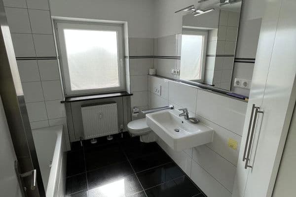 Pronájem bytu 3+kk 90 m², Mozartstraße 69, Erlangen Pronájem bytu 3+kk 90 m², Mozartstraße 69, Erlangen