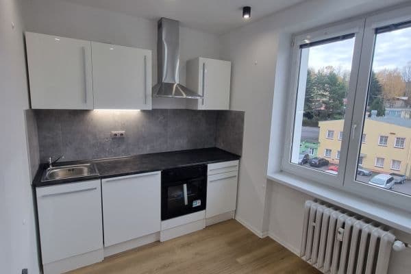 Pronájem bytu 1+1 40 m², Bukovany Pronájem bytu 1+1 40 m², Bukovany