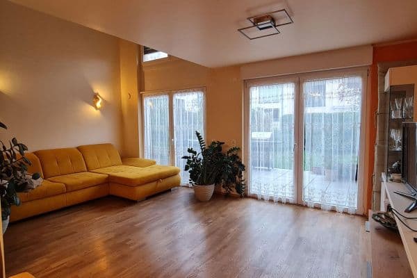 Pronájem domu 135 m², pozemek 156 m², Ratingen Pronájem domu 135 m², pozemek 156 m², Ratingen