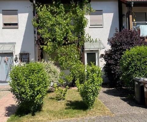 Prodej domu 146 m², pozemek 246 m², Königsberger Strasse 47, Bad Dürrheim Prodej domu 146 m², pozemek 246 m², Königsberger Strasse 47, Bad Dürrheim